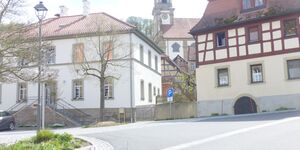 Rundwanderung um Castell zu den Weinbergstulpen vom 9.4.2026